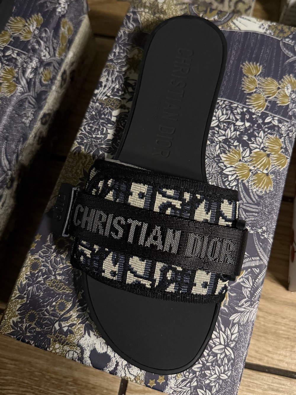 DIOR SANDALS - Picture 2 of 2